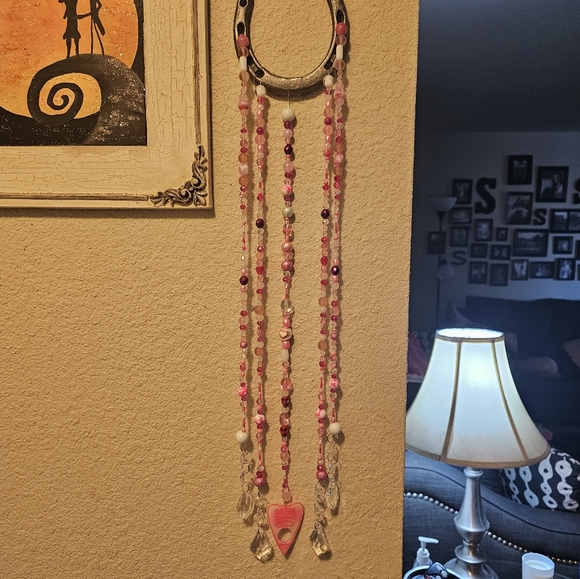 Ouija Planchette Horseshoe crystal and gkass beaded suncatcher. Pinks! - Picture 15 of 16